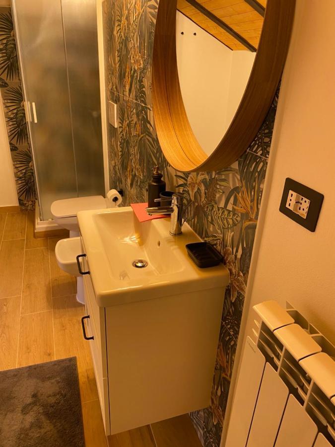 21House - Appartamento 2 ブスト・アルシーツィオ エクステリア 写真